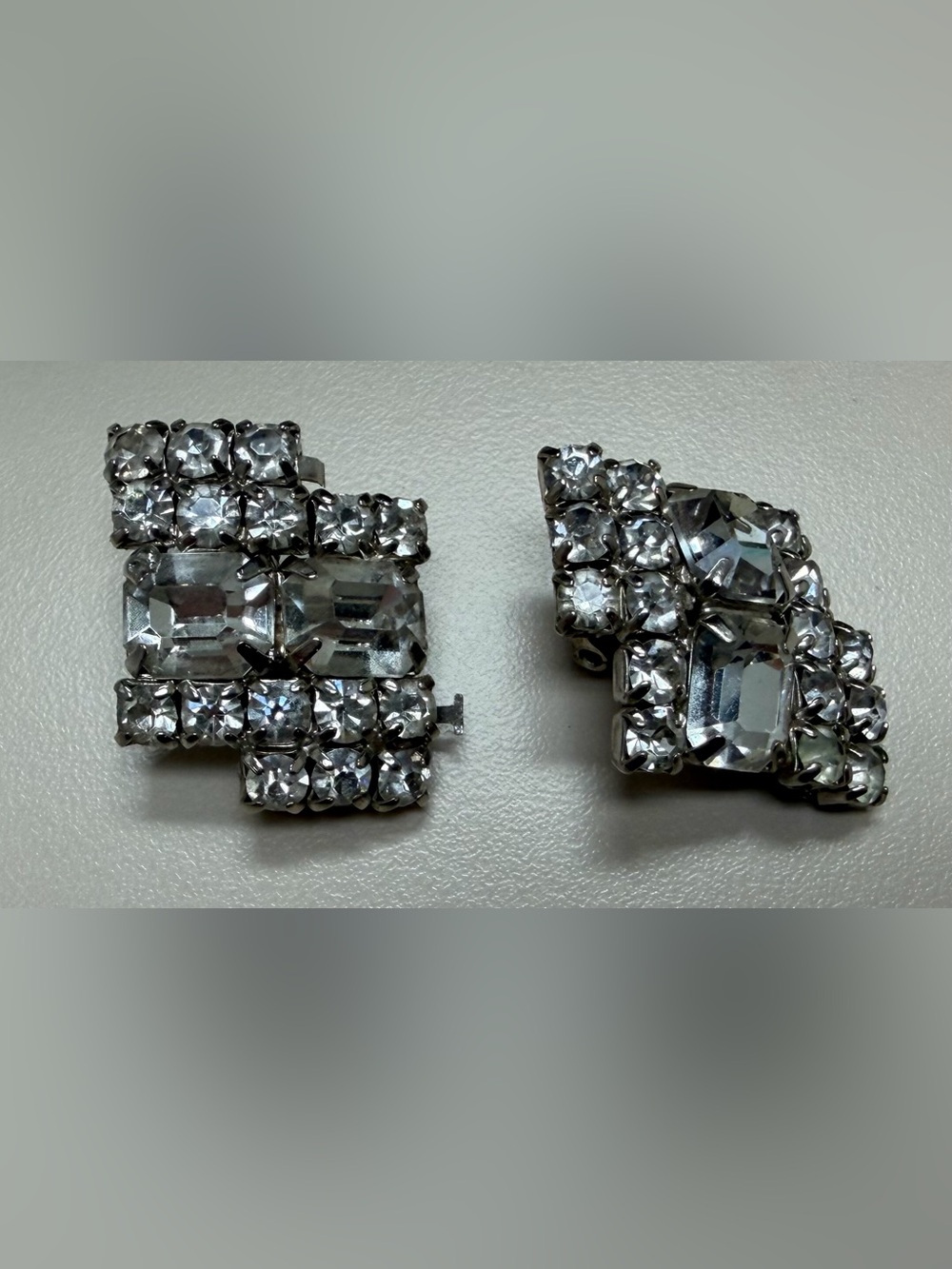 Vintage 1950s Clear Rhinestone Clip On Earrings Chunky Geometric Shield
